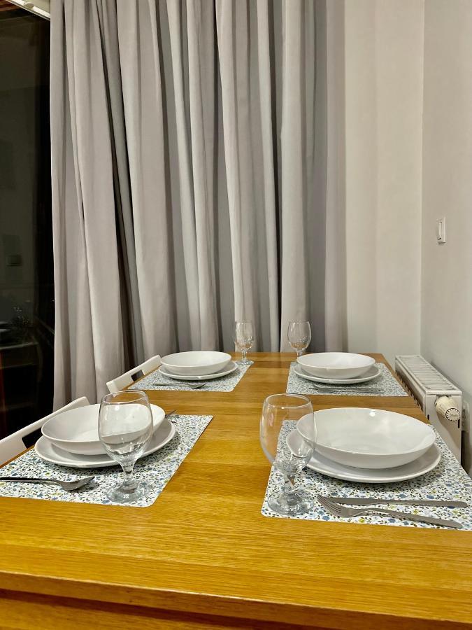 Central Apartment With Balcony Budapest Ngoại thất bức ảnh