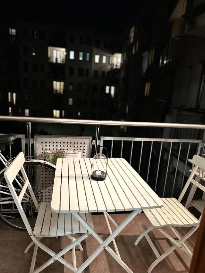 Central Apartment With Balcony Budapest Ngoại thất bức ảnh
