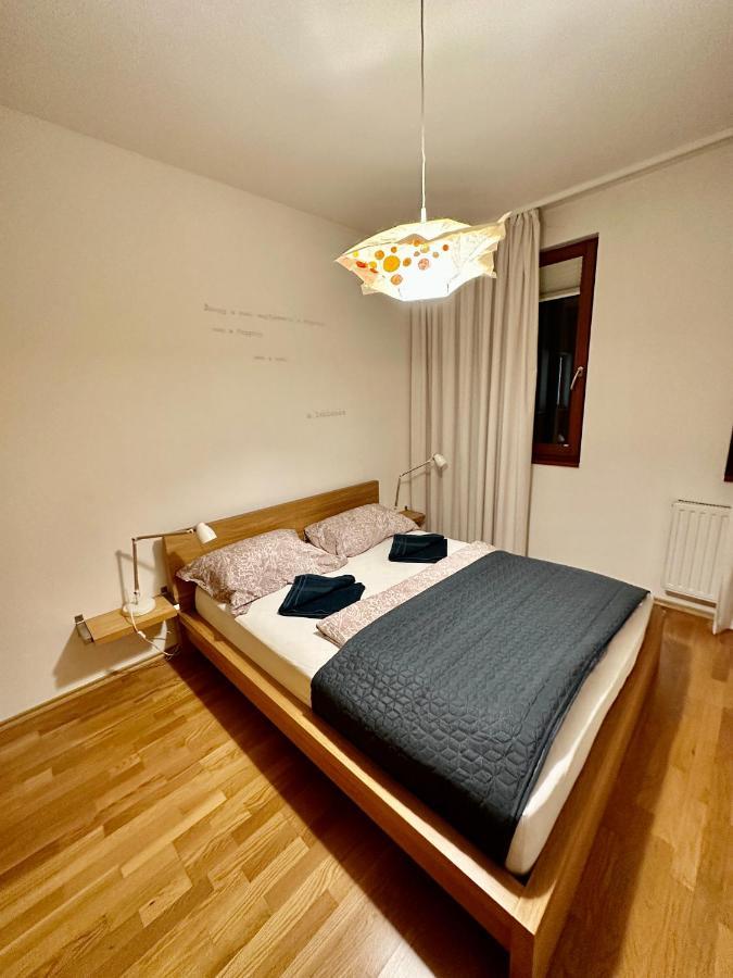Central Apartment With Balcony Budapest Ngoại thất bức ảnh