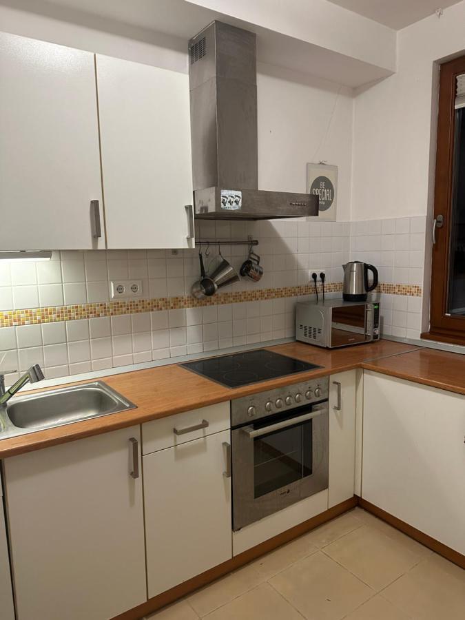 Central Apartment With Balcony Budapest Ngoại thất bức ảnh