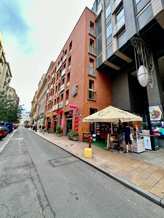 Central Apartment With Balcony Budapest Ngoại thất bức ảnh