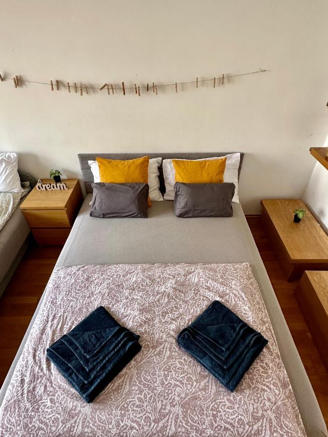 Central Apartment With Balcony Budapest Ngoại thất bức ảnh