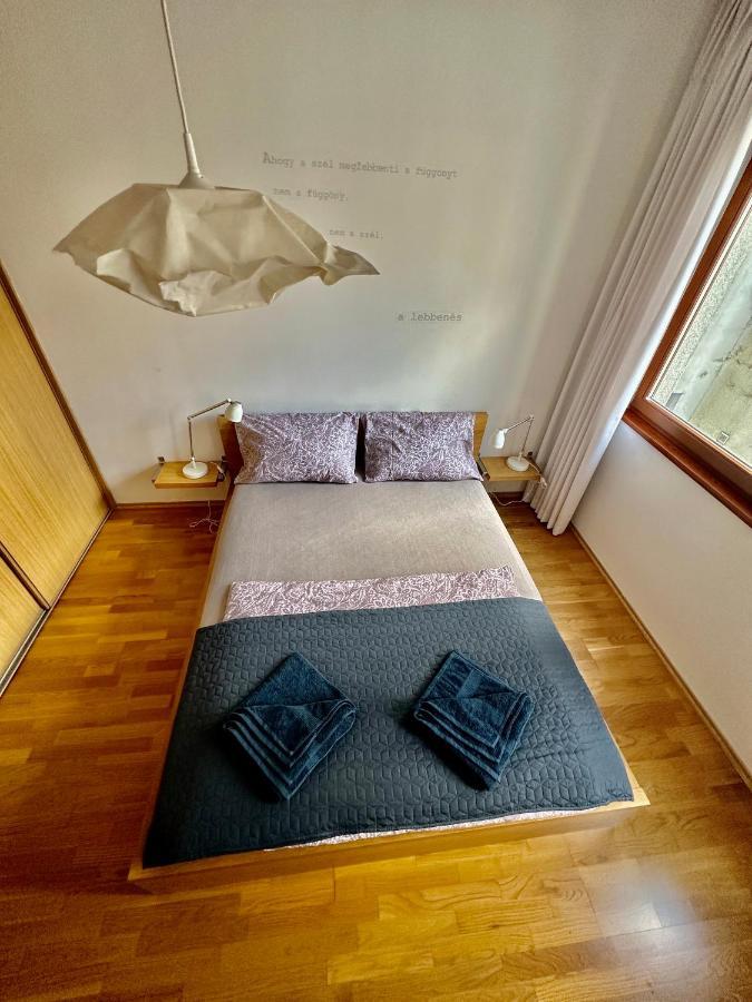 Central Apartment With Balcony Budapest Ngoại thất bức ảnh