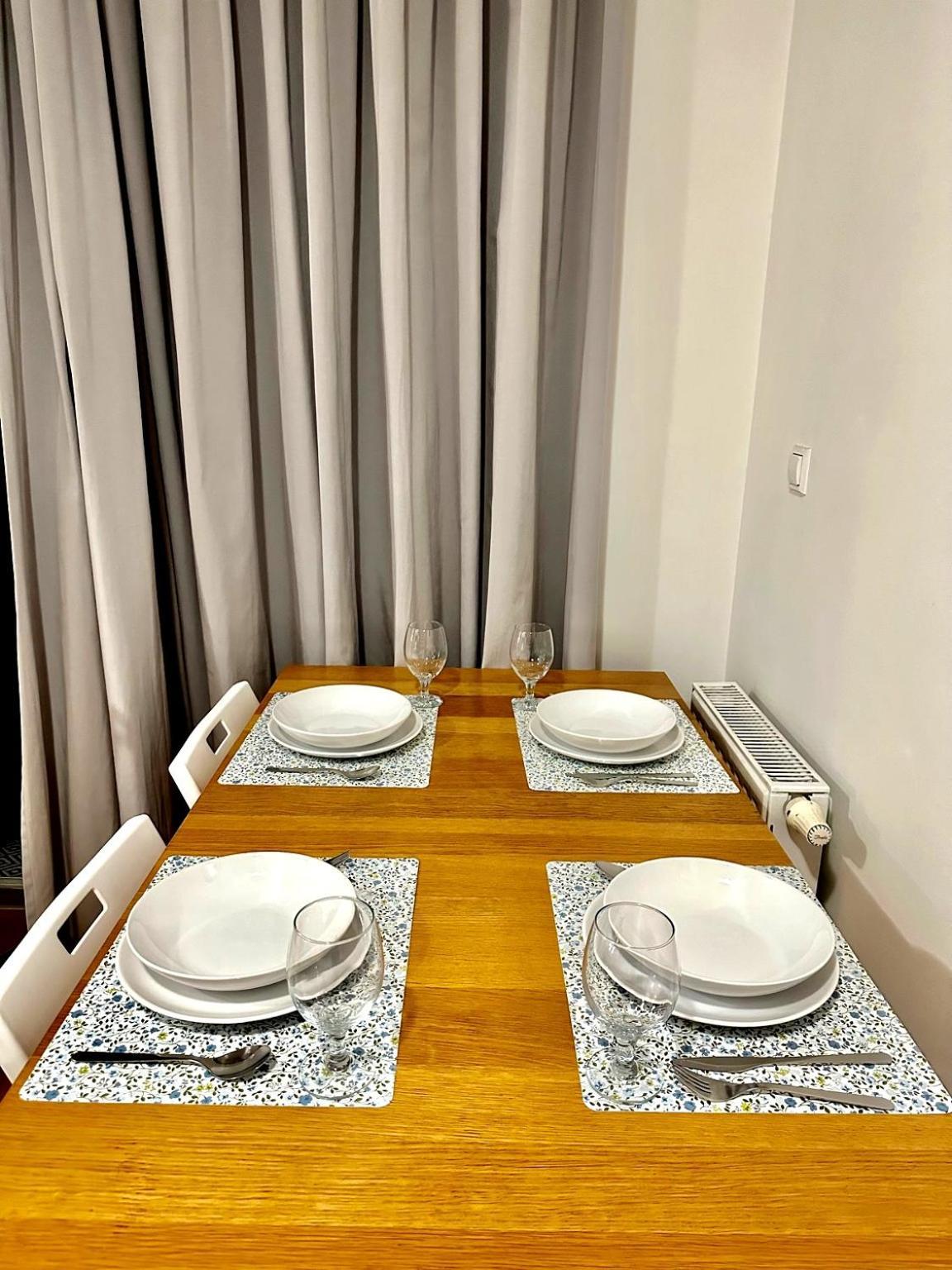 Central Apartment With Balcony Budapest Ngoại thất bức ảnh